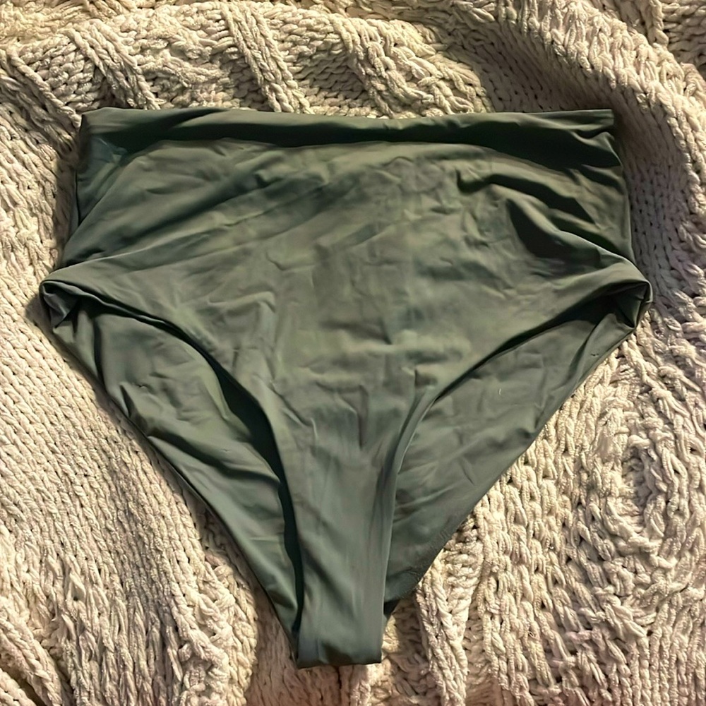 High waisted bikini bottoms